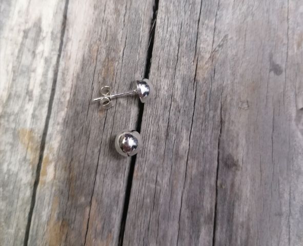 Pendientes Media Bola Plata Diferentes Medidas